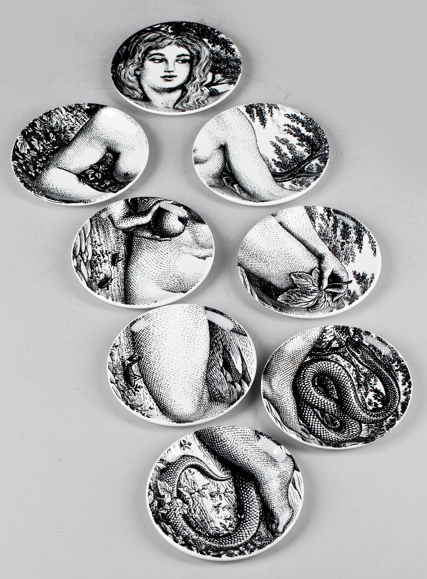 FAT / ASKFAT, 8 st, porslin, Fornasetti, Italien, 1900-talets andra hälft.