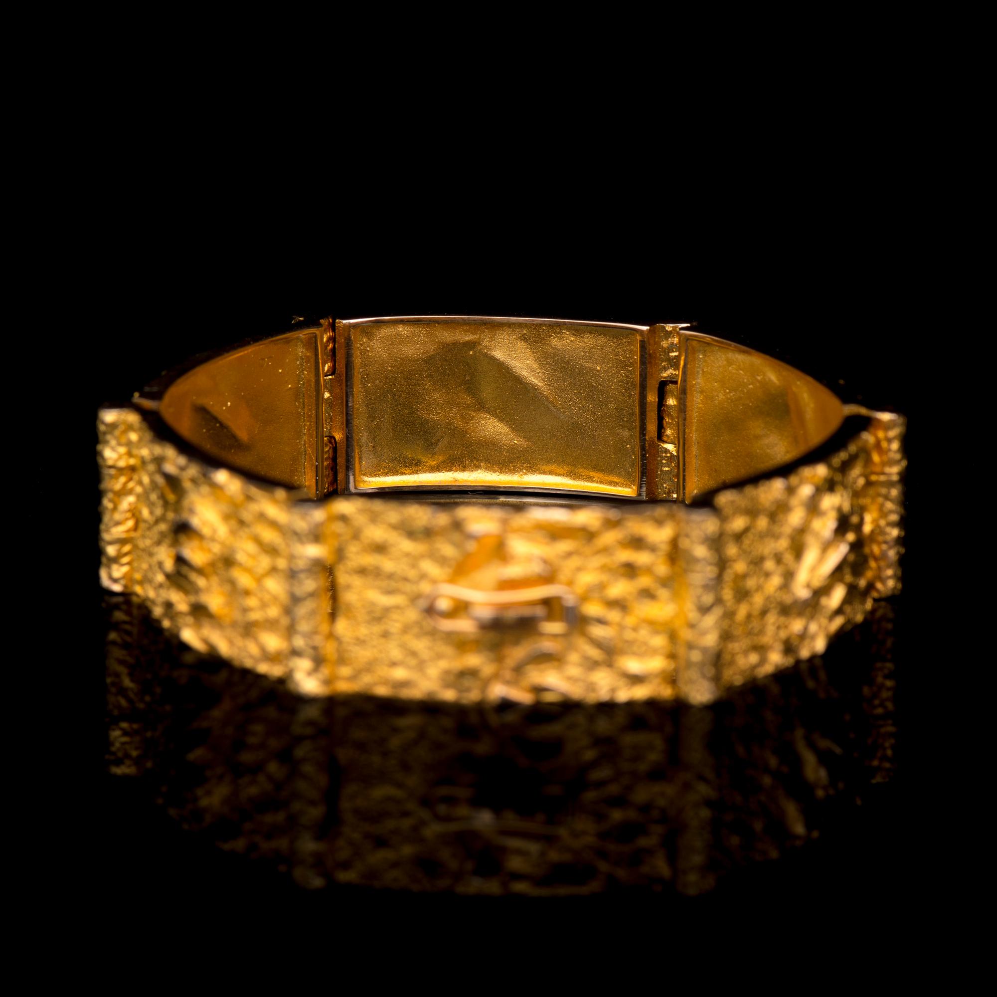 A BJÖRN WECKSTRÖM BRACELET, "Velvet clouds", 14K gold. Lapponia 1972.