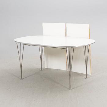 Bruno Mathsson & Piet Hein matbord "Superelips" för Fritz Hansen.