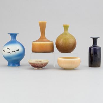 Sven Wejsfelt, vaser, 4 st och skålar, 2 st, Gustavsbergs studio.