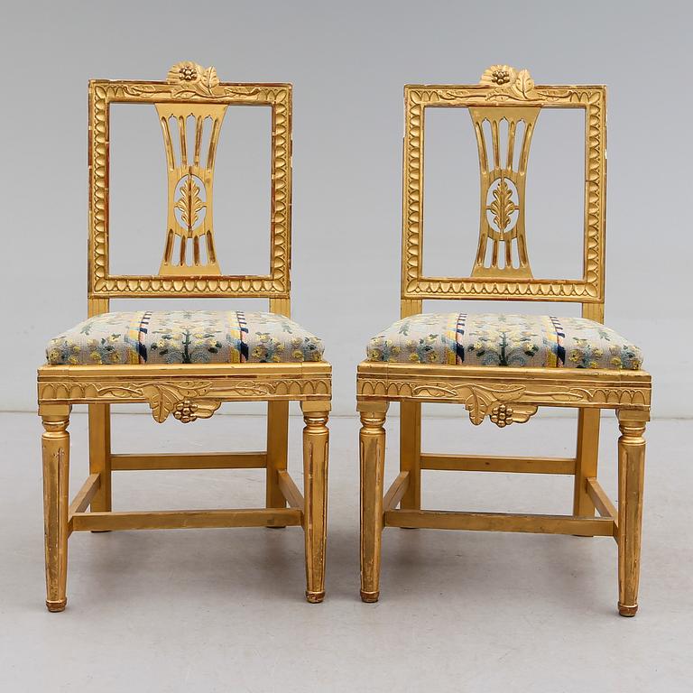 STOLAR, 1 par, gustaviansk stil, omkring år 1900.