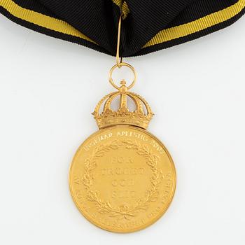 Carl XVI Gustaf, gold medal, 18 k, 2002.