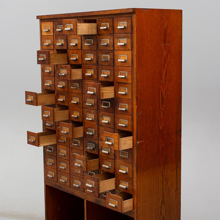 ARKIVSKÅP, 1900-talets andra hälft.