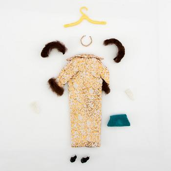 Barbie clothes 4 sets. Vintage including "Dog 'n duds" Mattel 1964-65. "Evening splendor" Mattel 1959-64.