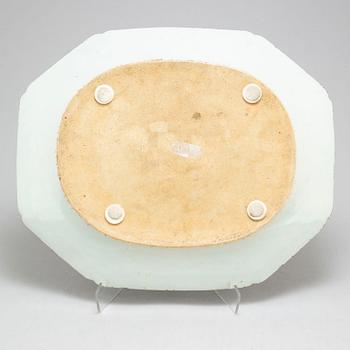 SERVERINGSFAT/STEKFAT, kompaniporslin. Qingdynastin, Qianlong (1736-95).