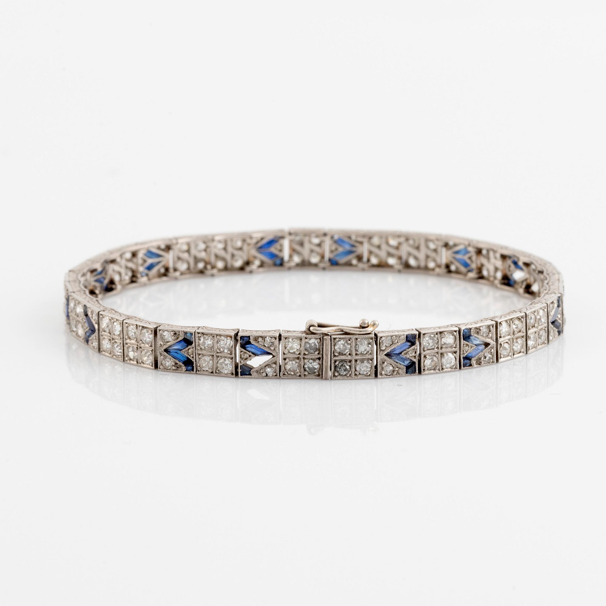Diamond and sapphire bracelet.