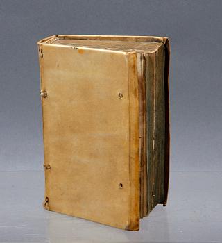 BOK, Suetonius. "Tranqvilli Caesares", Lugduni 1576.