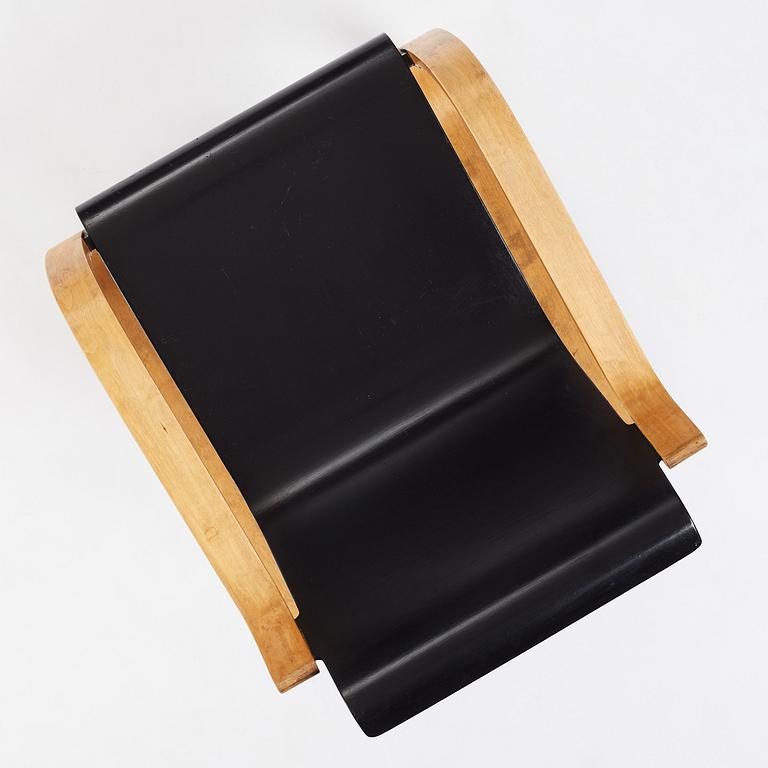 Alvar Aalto, a 'model 31' armchair, produced by O.y Huonekalu-ja Rakennustyötehdas, Finland or Aalto Design, Swedish Artek Hedemora.