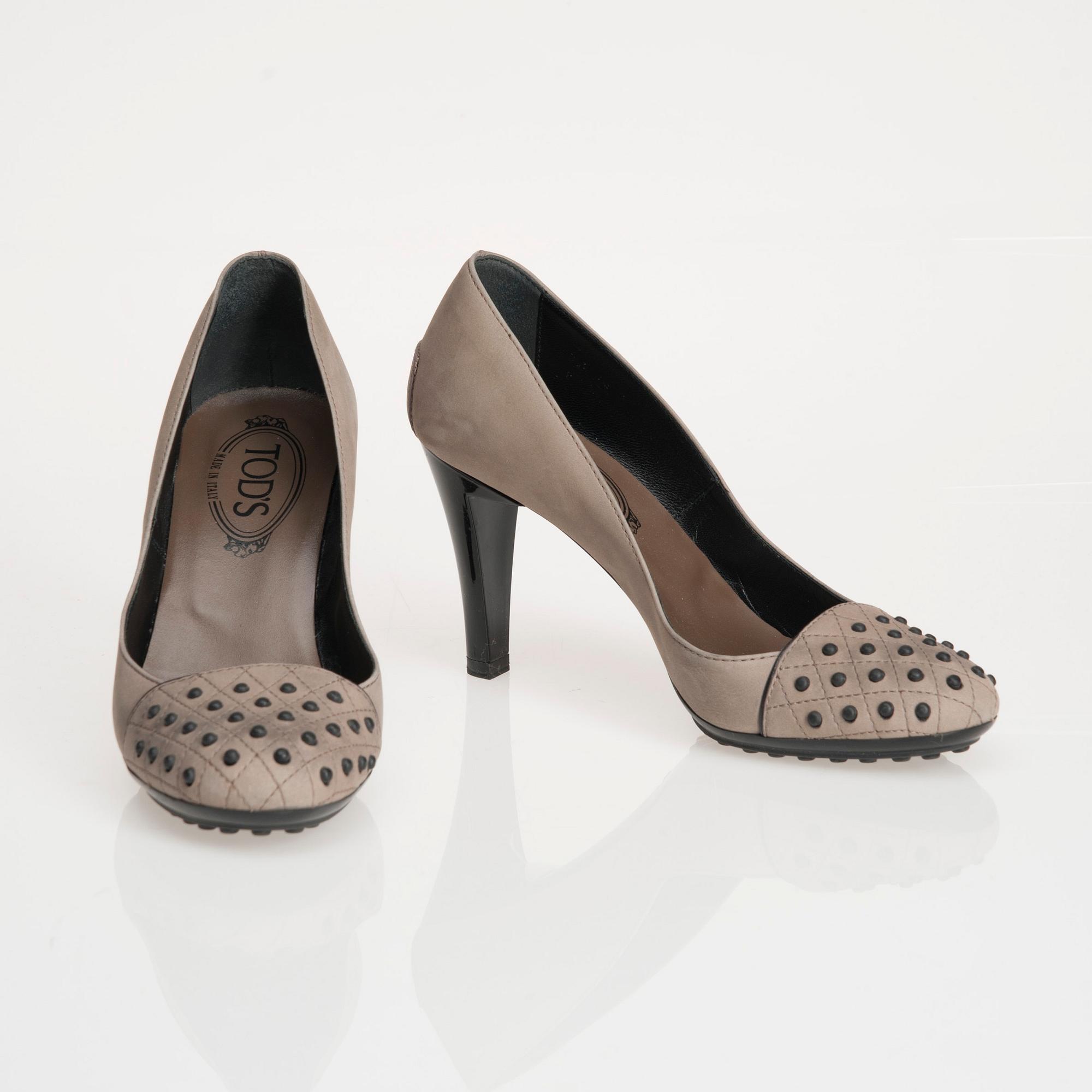 SKOR, Tod's.