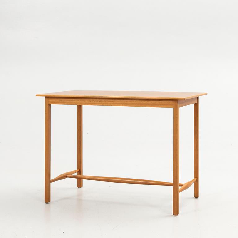 Josef Frank, sidobord, modell B 1106, Firma Svenskt Tenn, före 1985.