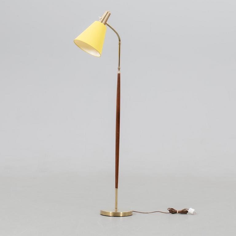 Golvlampa, modell 143, AB Armaturhantverk, Göteborg, 1900-talets mitt.