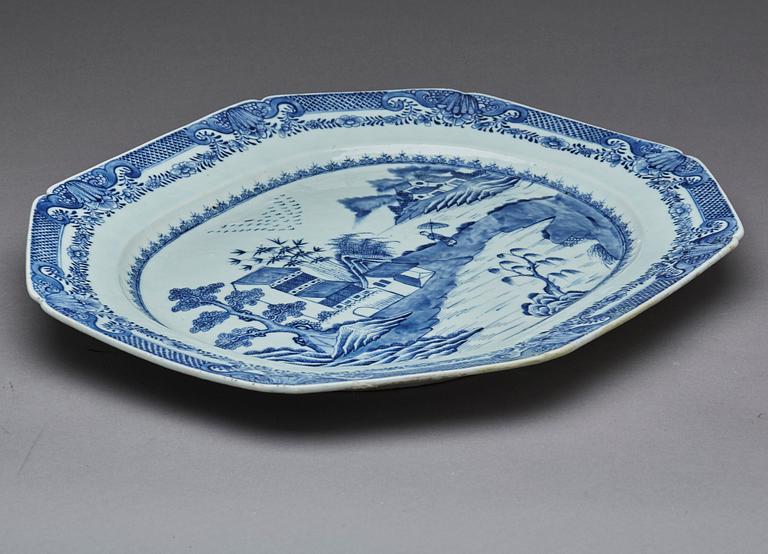 FAT, porslin, Kina, omkring 1800.