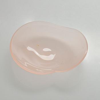 Gunnel Nyman, A glass bowl model 'GN 51', osigned.