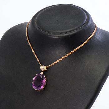 HALSBAND, 14K guld, ametist och diamanter, 1981.