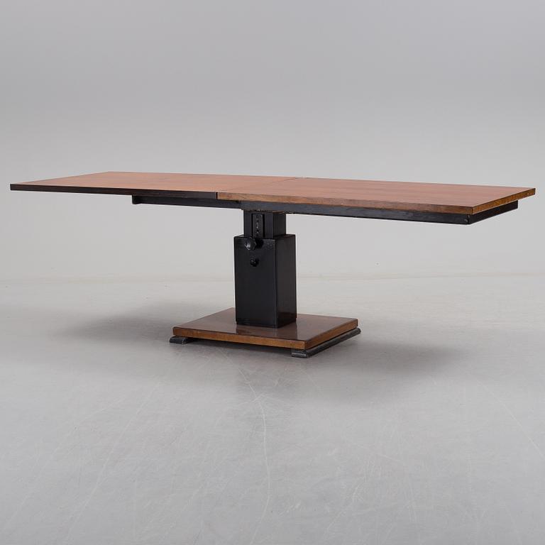 A 1930s coffee table by "Idealbordet" from Umeå.