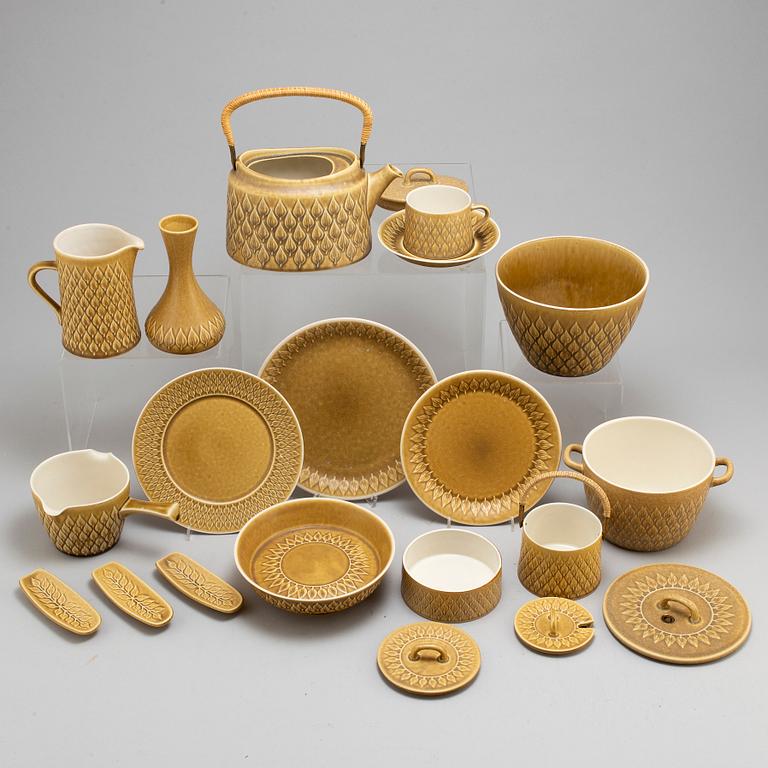 JENS QUISTGAARD, a part 'relief' coffee and tea stoneware service, Kronjyden Nissen/Bing & Gröndahl.