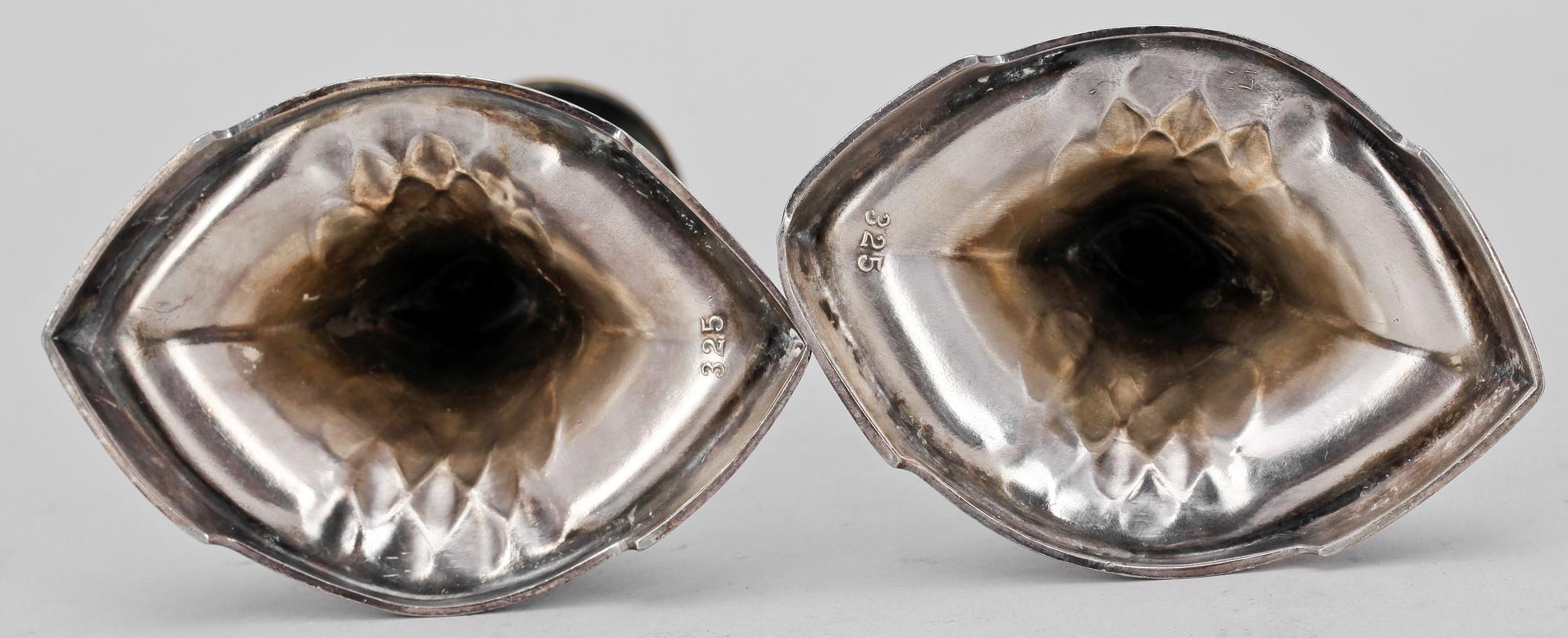 LJUSSTAKAR, ett par, försilvrad mässing, WMF, Jugend, Tyskland, 1900-talets början.