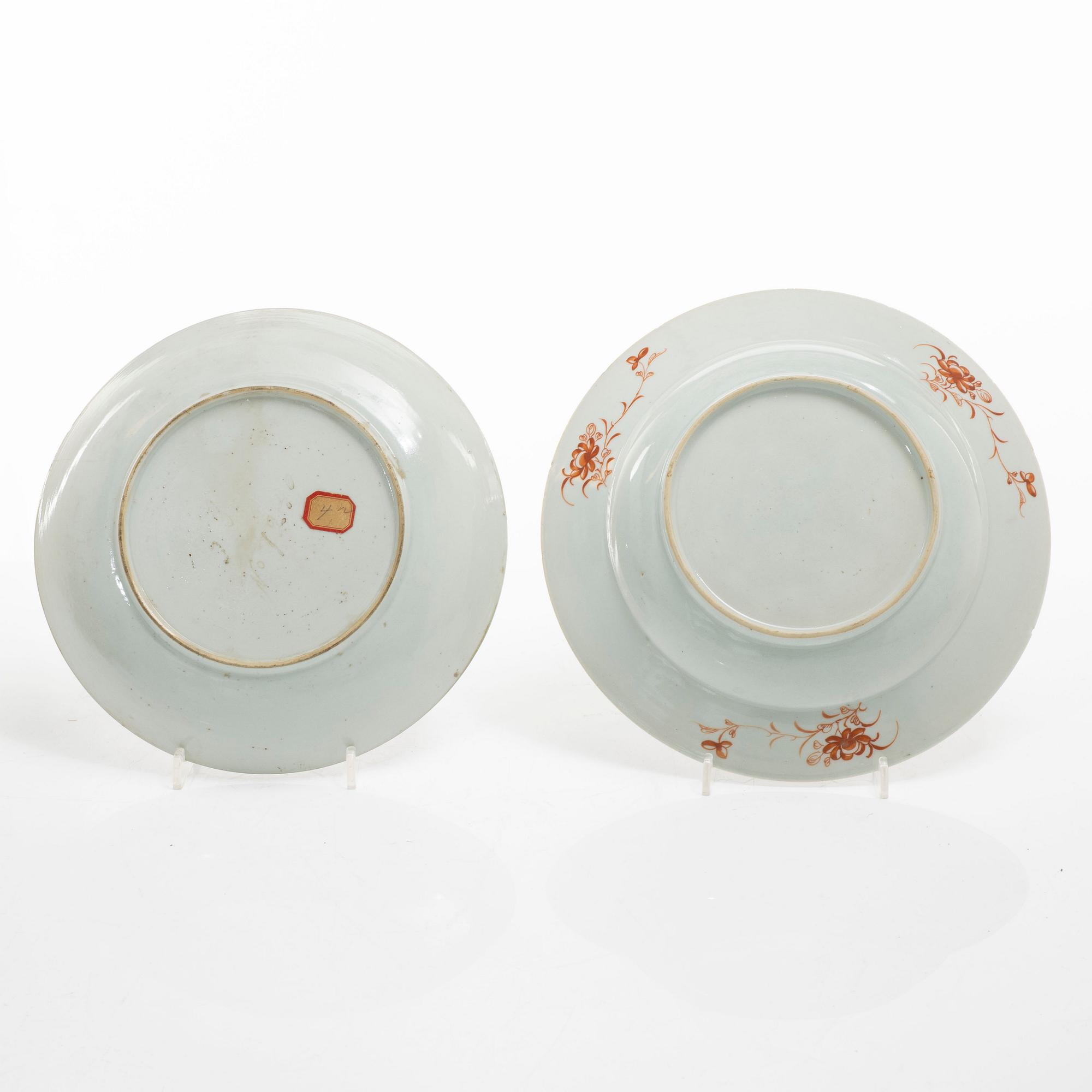 Tallrikar, 15 stycken, porslin, Kina, Qingdynastin, 1700-tal.