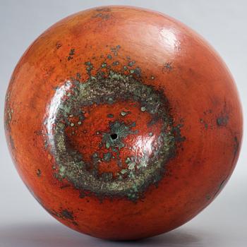 A Hans Hedberg faience apple, Biot France.