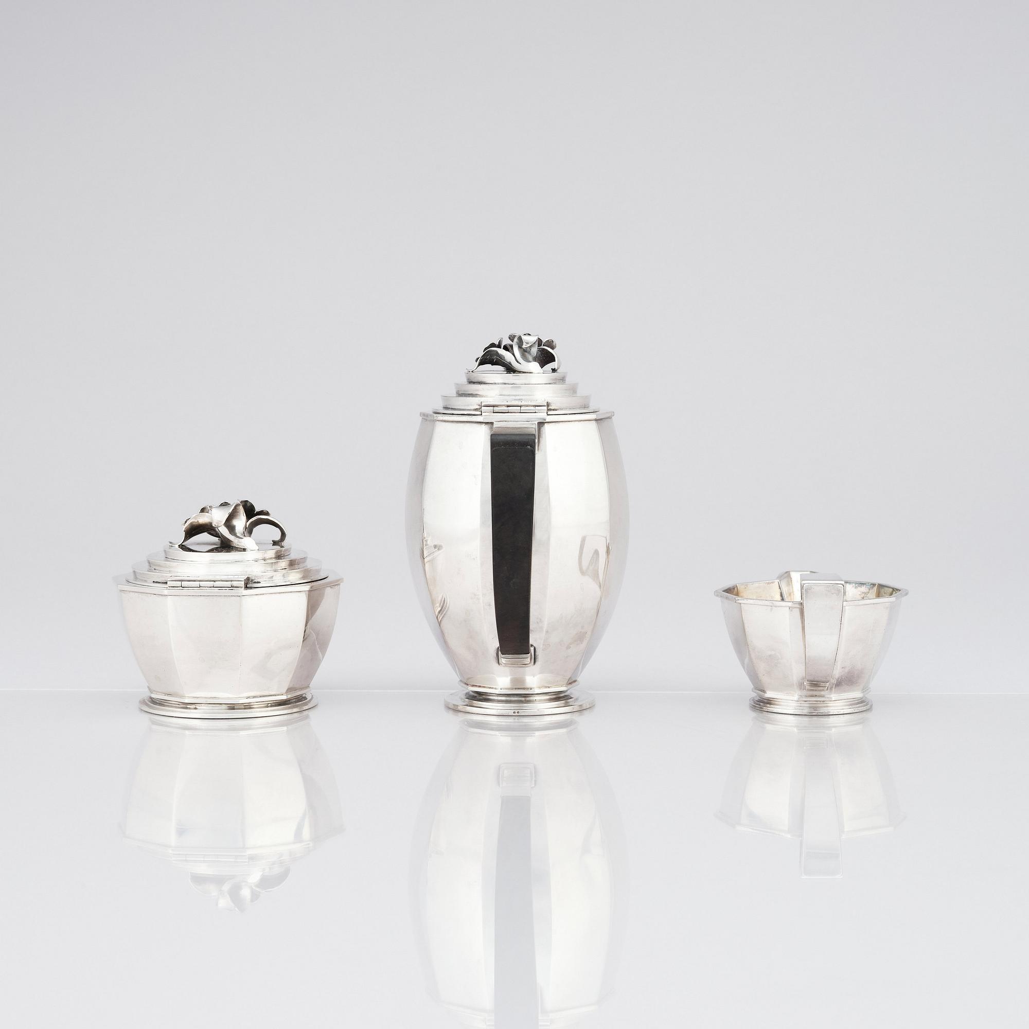 Atelier Borgila, kaffeservis, tre delar, Stockholm, 1947, gesällprov av K-E Löfman, sterling silver.