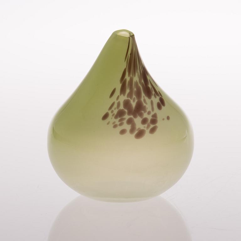 A "Pear 3278" art glass piece signed Tapio Wirkkala Iittala, designed in 1947.