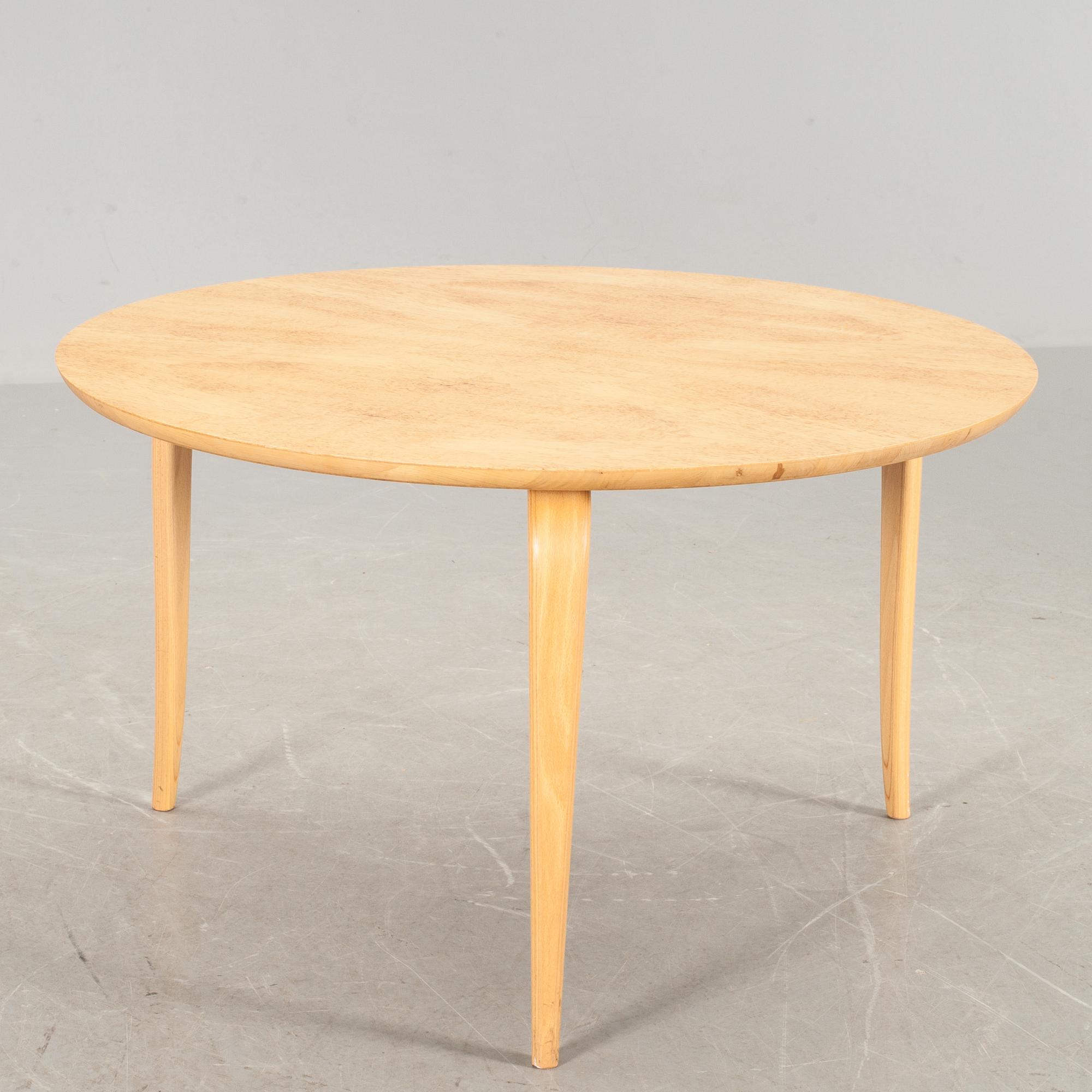 SOFFBORD, Bruno Mathsson för Dux. 1900-talets andra hälft.
