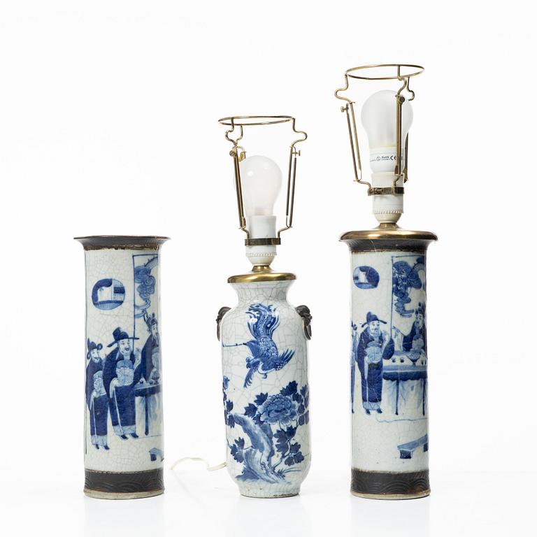 A group of three Chinese porcelain vases, two of them converted into table lamps, around 1900.