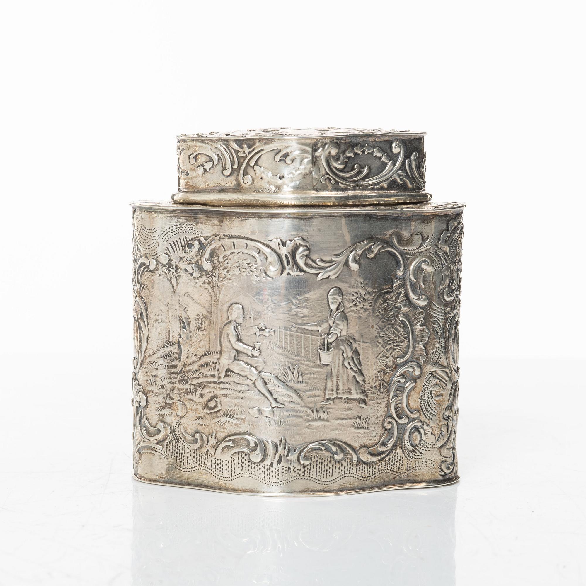 A sterling silver tea caddy, 20th Century.