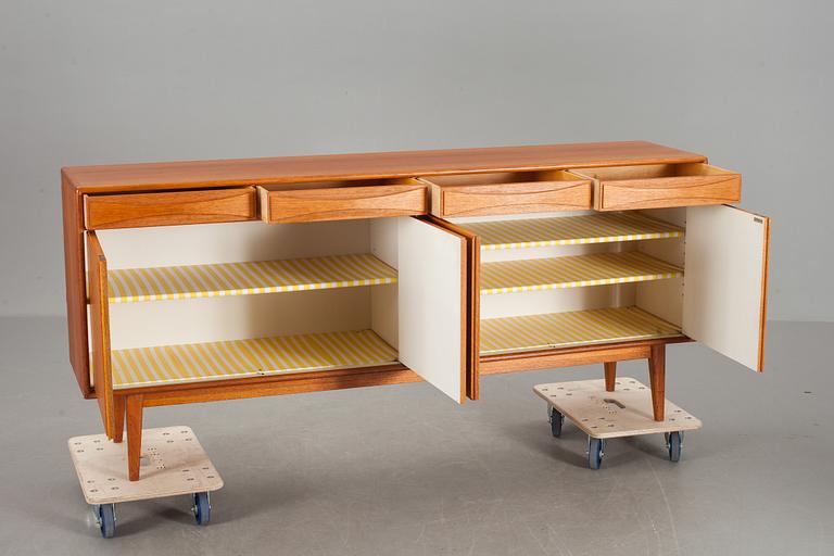 SIDEBOARD, AB Möbelfabriken Linden, 1960/70-tal.