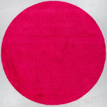 GUNILLA LAGERHEM ULLBERG, MATTO, almost circular, "Monroe 16", tufted, ca 216 x 219 cm, Kasthall.