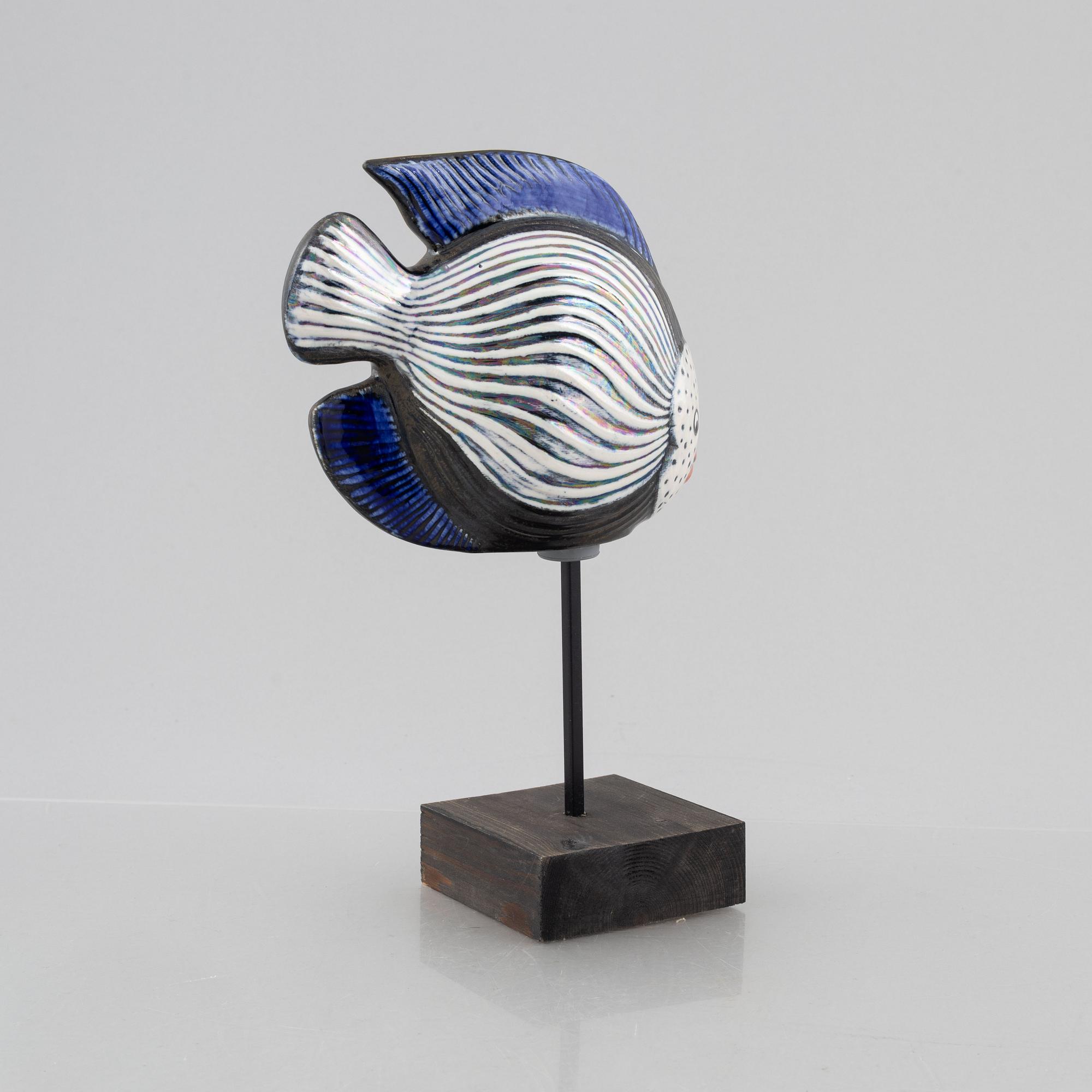 Lisa Larson, figurin, stengods, ur serien "Ocean", K-Studion, Gustavsberg.