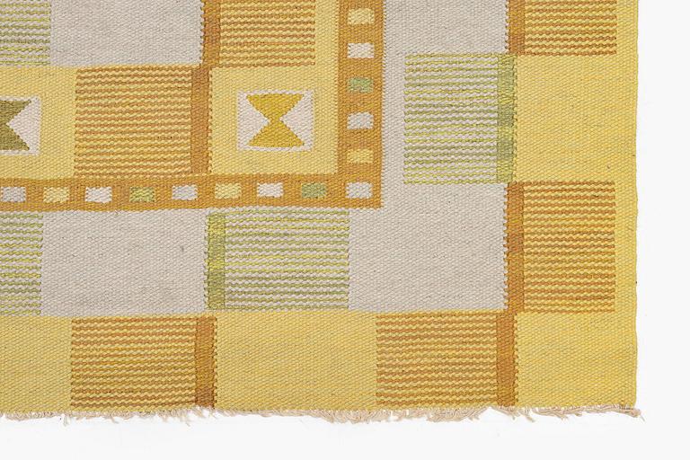Svea Norén, a tapestry weave carpet, c. 296 x 203 cm, unsigned.