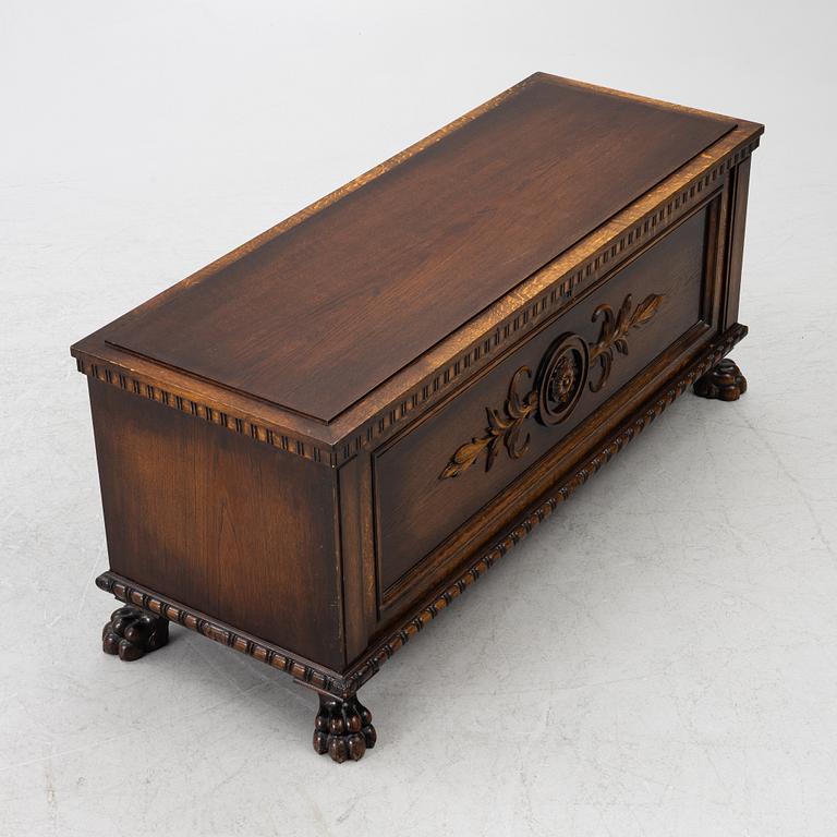 A sideboard, 1920s/30s.