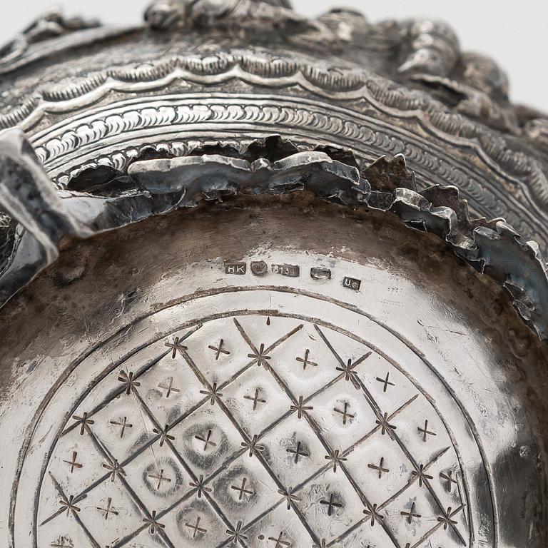 Tekanna, sockerskål och mjölkkanna, silver, 1900-talets början/ första hälft. Finska kontrollstämplar, 1949.