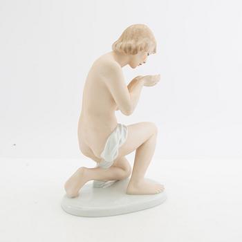 Figure Wallendorf Germany Art Deco first half of the 20th century porcelain.