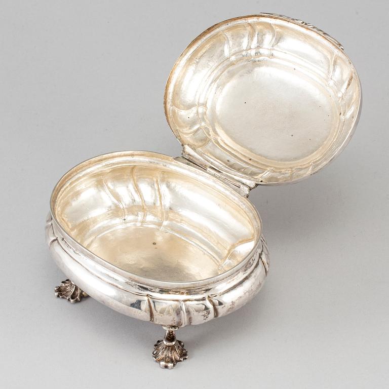 SKRIN, silver, icke identifierade stämplar, sannolikt Tyskland 1700-talets förra hälft. Senbarock.