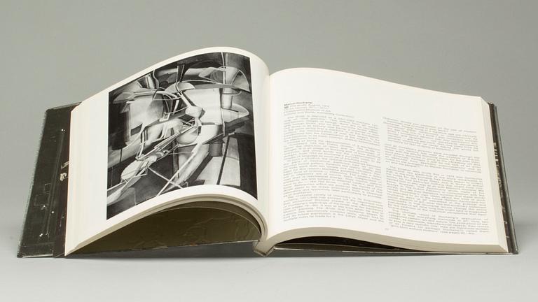 PONTUS HULTÉN, bok, "The Machine as Seen at the End of the Mechanical age", 1968 Publisher: Museum of Modern Art.
