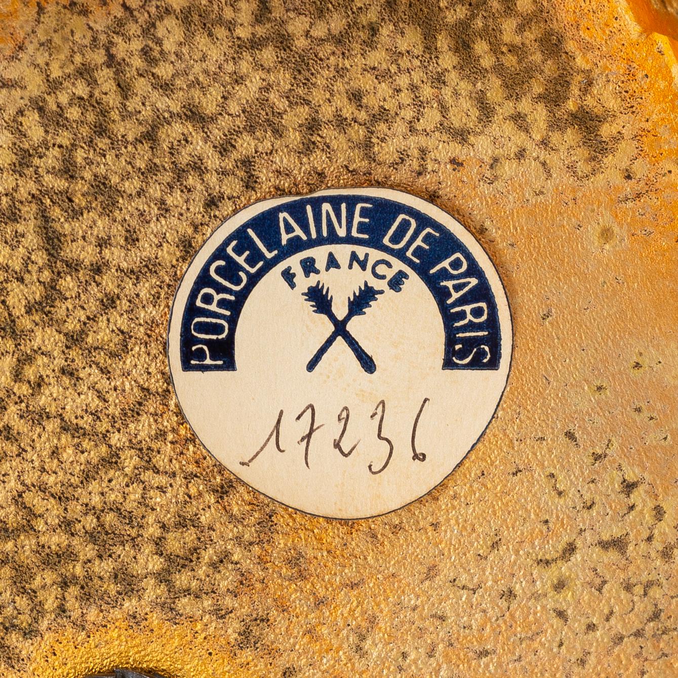 Bordslampor, ett par, Porcelaine de Paris, Frankrike, 1900-talets andra hälft.