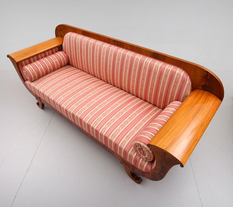 SOFFA, Karl Johanstil, 1900-talets mitt.