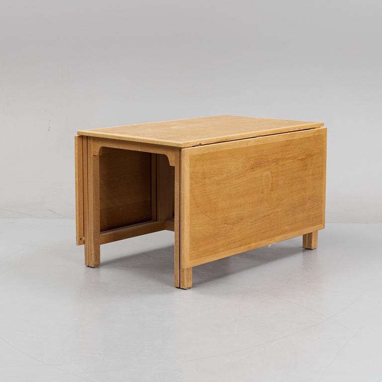 Børge Mogensen, a 'Øresund' drop-leaf table from Karl Andersson & Söner.