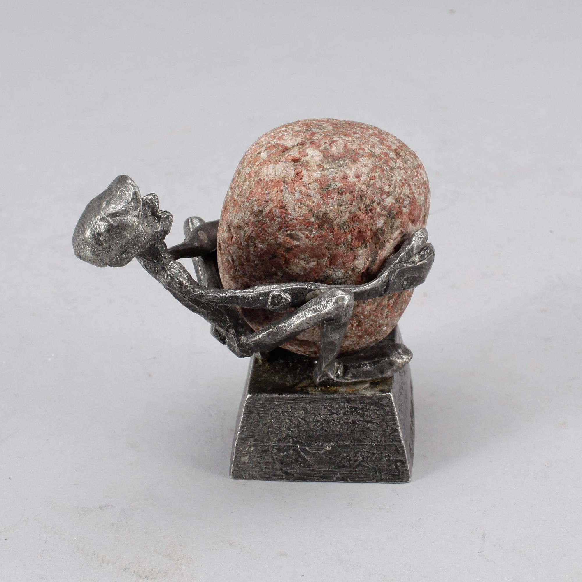 HENRY GUSTAFSSON, skulptur, sten och tenn, 1985. Signerad.