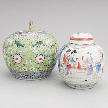 Two porcelain urns, China, 20th century.