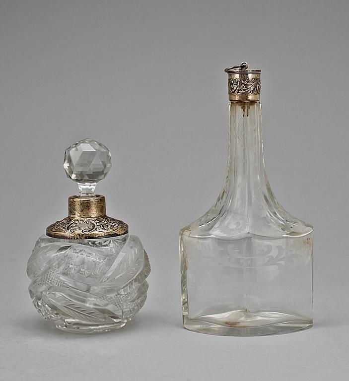 KARAFFER, 2 st, glas o silver, 1900-tal.