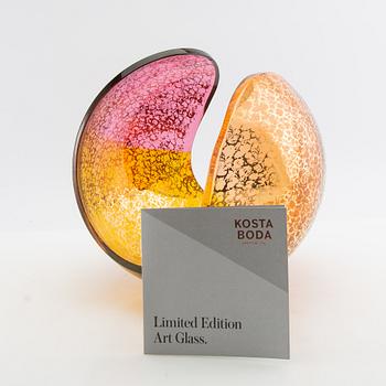 Lena Bergström, skål "Planet sun" lKosta Boda lim.ed.