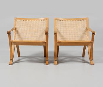 FÄLLKARMSTOLAR, ett par, "115", Sigurd Ressel, Vatne Möbler, Norge, 1900-talets andra hälft.
