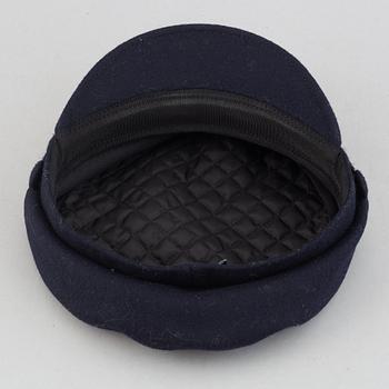 Chanel, a wool hat, size S.