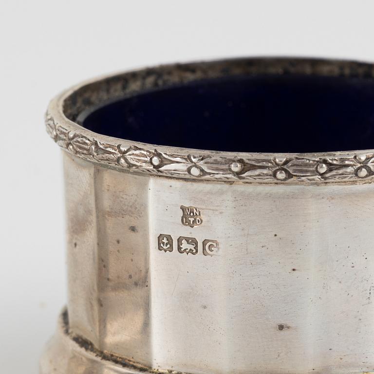 William Neale & Son Ltd, kryddset, 7 delar, silver, Birmingham, England, 1931.