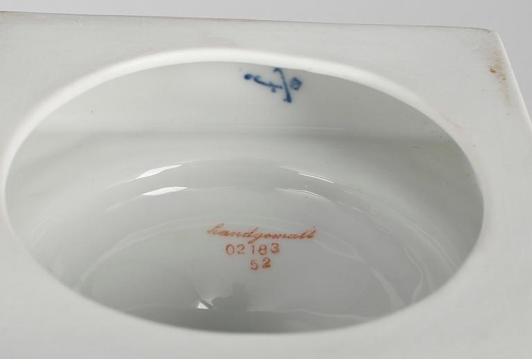 URNA, porslin, möjligen Fürstenberg, 1900-talets början.