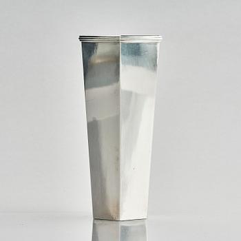 Wiwen Nilsson, a sterling silver vase, Lund, Sweden 1947.