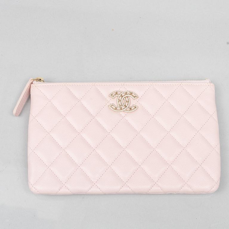 Chanel, clutch, "Small Caviar O Case", 2022.